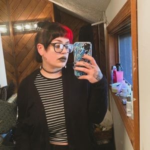 Meet your Posher, Izzy